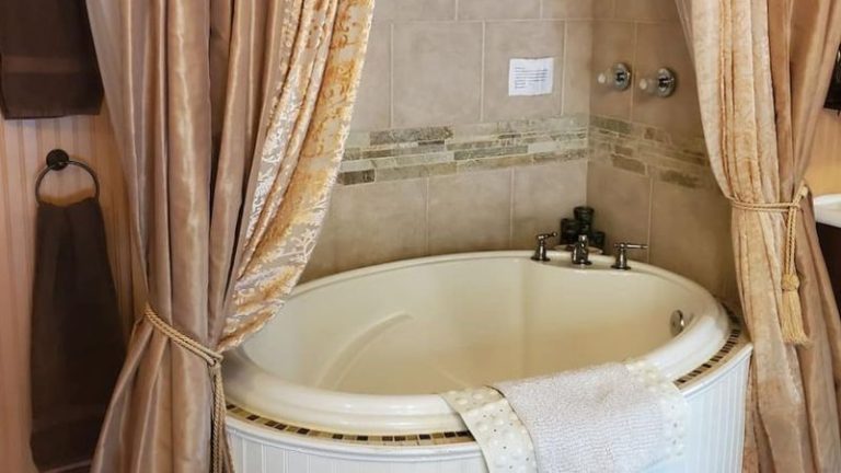 Glen Morey Country House B & B Inn