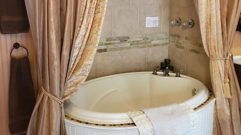 Glen Morey Country House B & B Inn