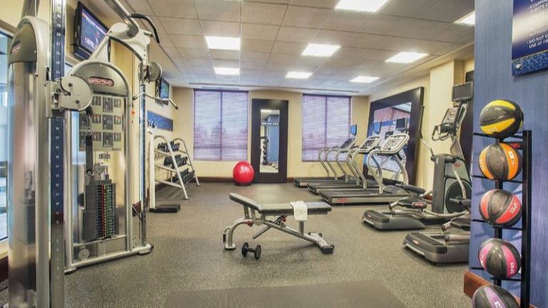 Hampton Inn & Suites Washington-Dulles International Airport