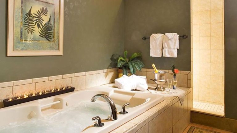 Hillbrook Inn & Restaurant