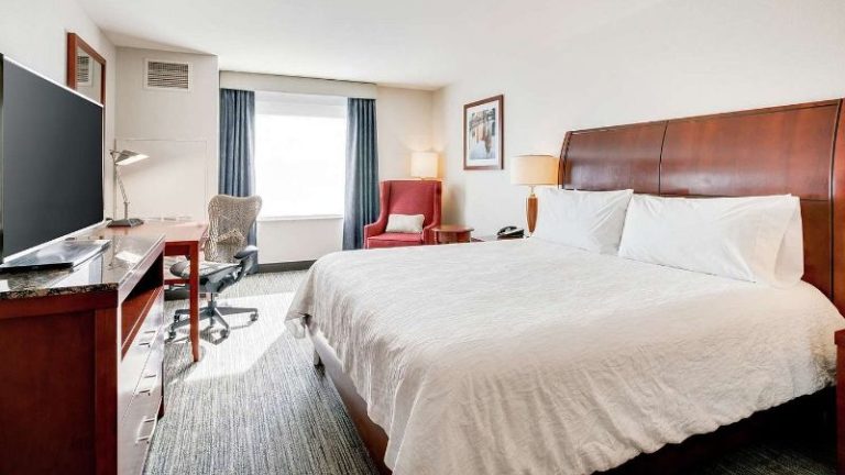 Hilton Garden Inn Milwaukee Airport