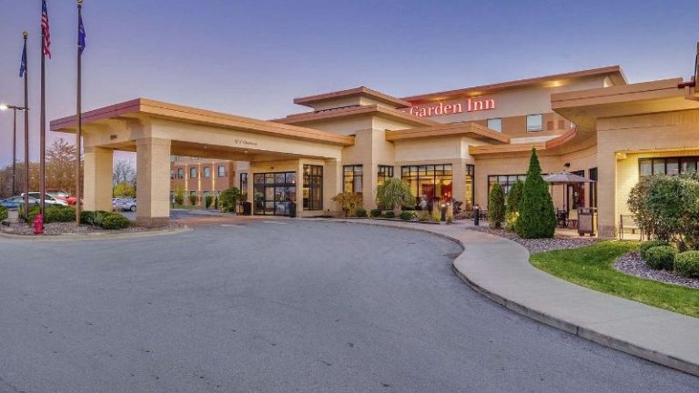 Hilton Garden Inn Milwaukee Airport