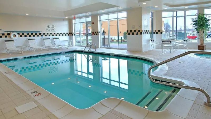 Hilton Garden Inn Richmond South/Southpark, room with private jacuzzi, photo 6