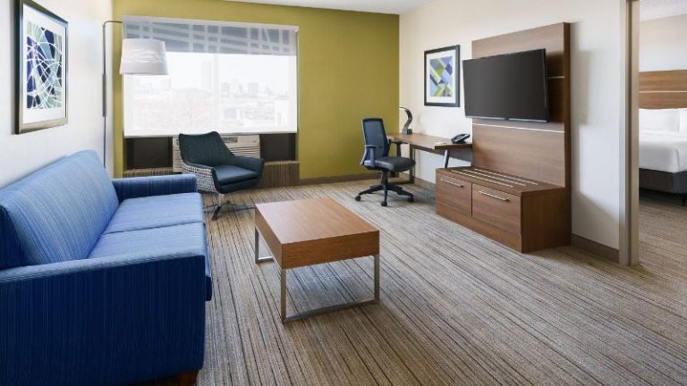 Holiday Inn Express Boston, an IHG Hotel