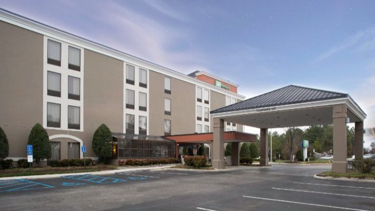 Holiday Inn Express Chester, an IHG Hotel