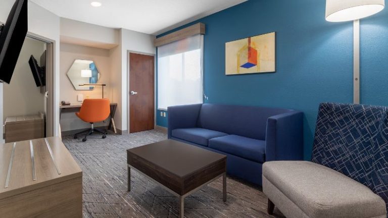 Holiday Inn Express Crystal River, an IHG Hotel