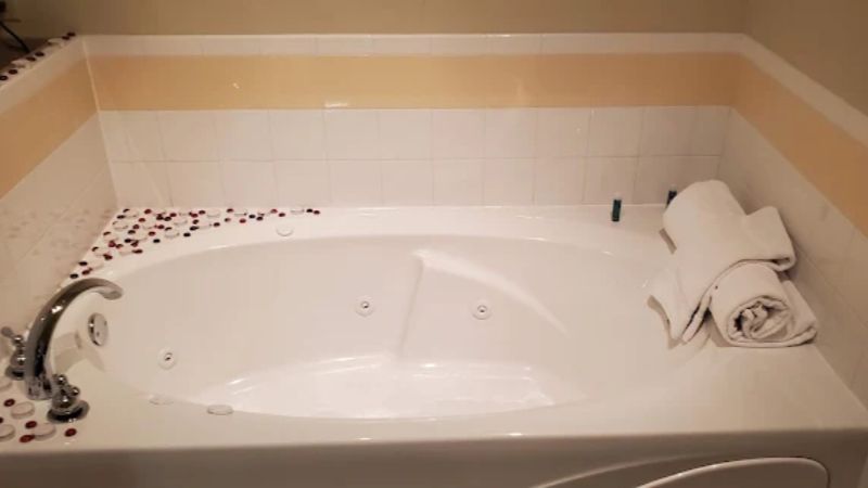 Holiday Inn Express Hotel & Suites Goshen
