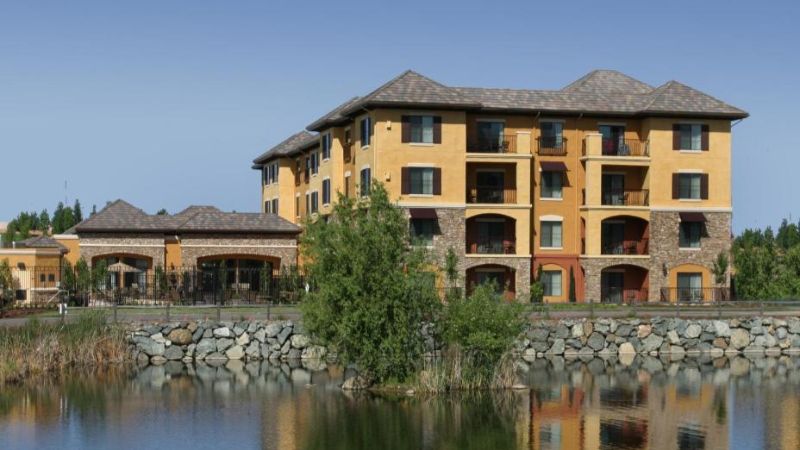 Holiday Inn Express Hotel & Suites El Dorado Hills, An IHG Hotel, room with private jacuzzi, photo 7