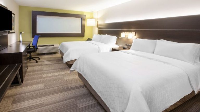 Holiday Inn Express & Suites Dyersburg, an IHG Hotel