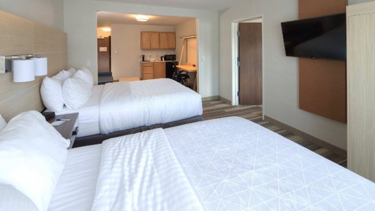 Holiday Inn Express & Suites Monroe, an IHG Hotel