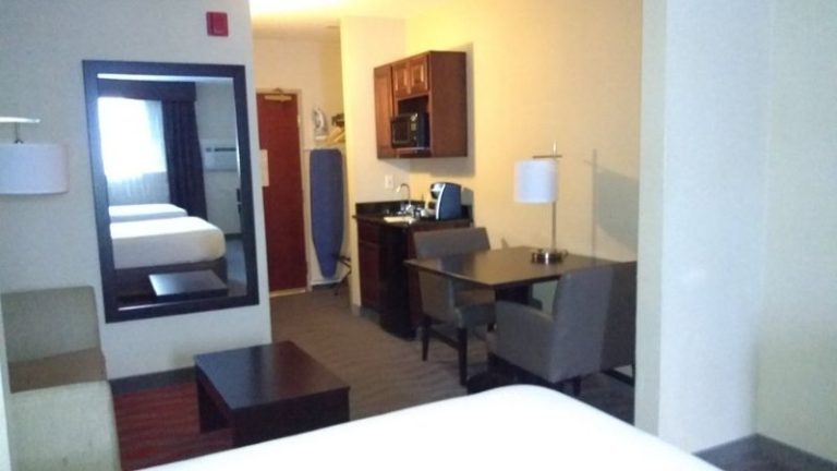Holiday Inn Express & Suites Waterford