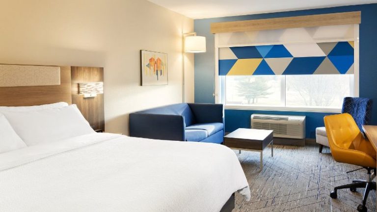Holiday Inn Express & Suites Sanford, an IHG Hotel