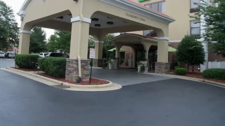 Holiday Inn Express & Suites Sanford, an IHG Hotel