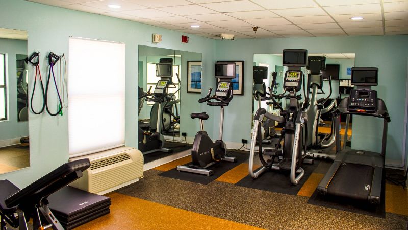 Holiday Inn Express & Suites Sanford, an IHG Hotel, room with private jacuzzi, photo 8
