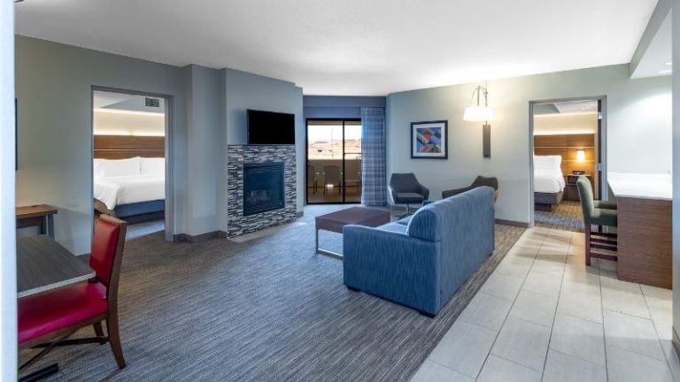 Holiday Inn Express & Suites St. George North – Zion
