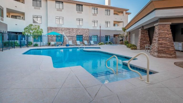 Holiday Inn Express & Suites St. George North – Zion