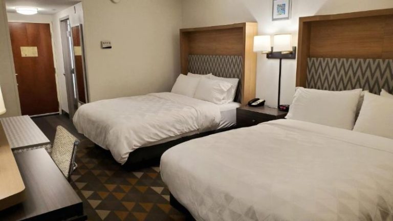 Holiday Inn Martinsburg