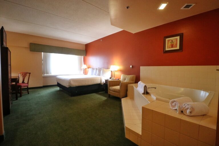 Hotel Mead & Conference Center
