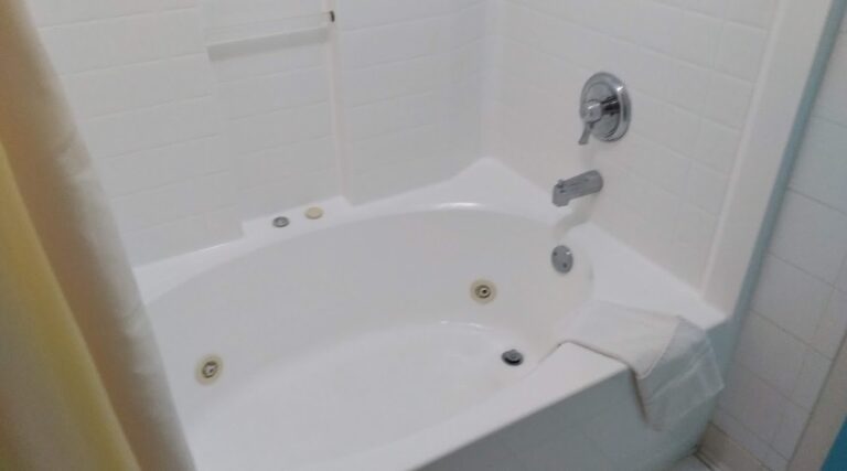Howard Johnson By Wyndham Ocala Fl I-75