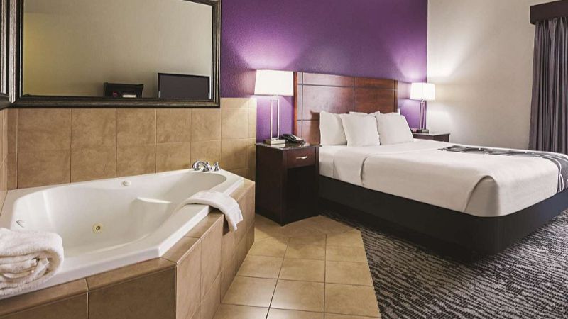 La Quinta Inn & Suites by Wyndham Fresno Northwest