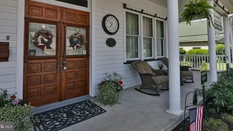 Lizard Creek Inn