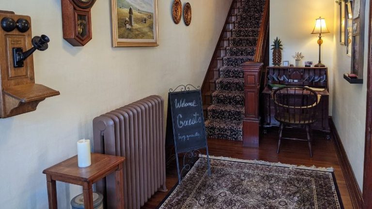Lizard Creek Inn