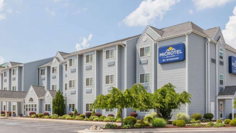 Microtel Inn & Suites by Wyndham Elkhart