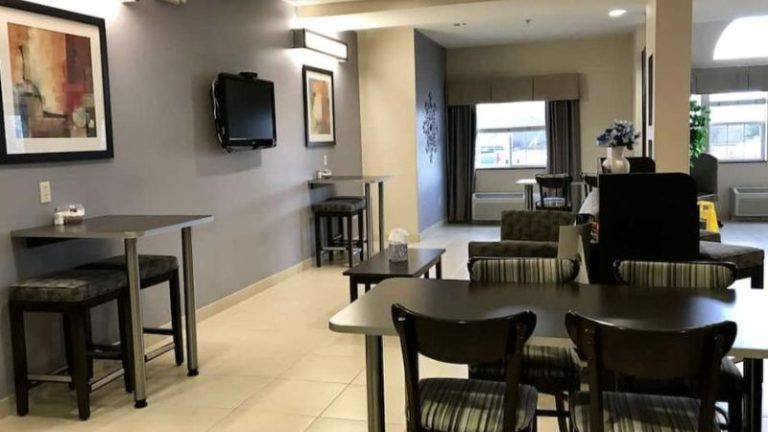 Microtel Inn & Suites by Wyndham Elkhart