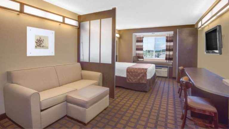 Microtel Inn & Suites by Wyndham Harrisonburg