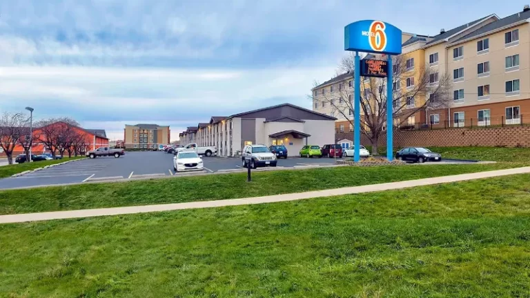 Motel 6 Cedar Rapids – Airport