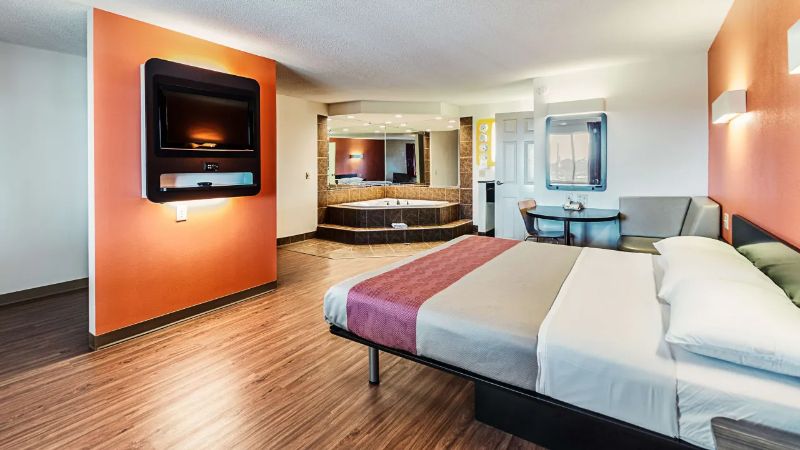 Motel 6 Martinsburg