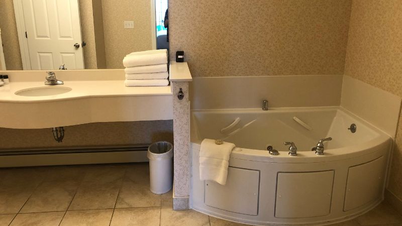 Driftaway Hotel and Pool