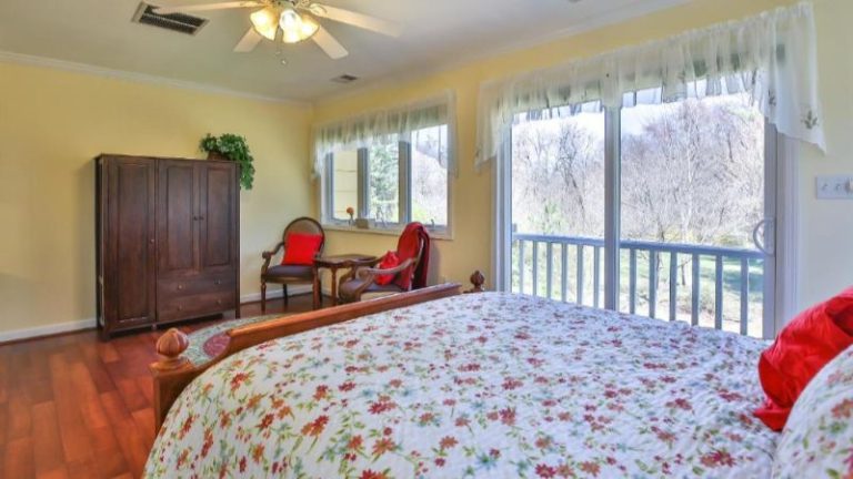 Purcellville Home