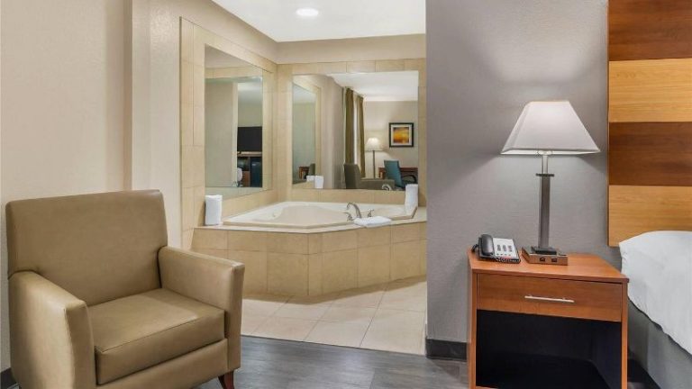 Quality Inn Loganville US Highway 78