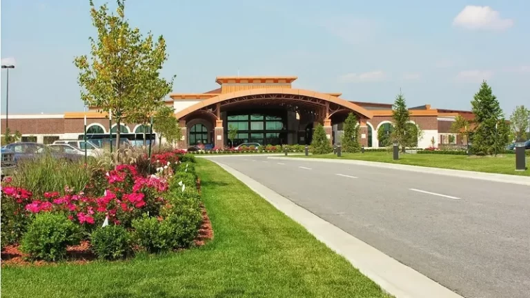 Riverside Casino & Golf Resort