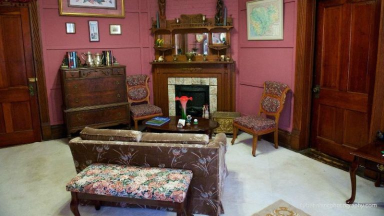 Riverview Mansion Hotel