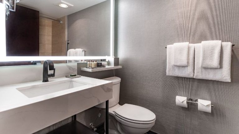 Silver Cloud Hotel – Seattle Broadway