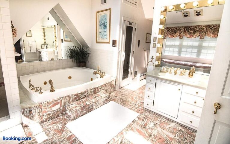 Stafford House Bed & Breakfast