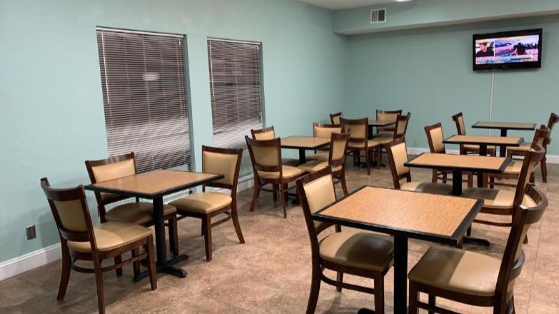 Super 8 by Wyndham Midlothian/Richmond Area, room with private jacuzzi, photo 7