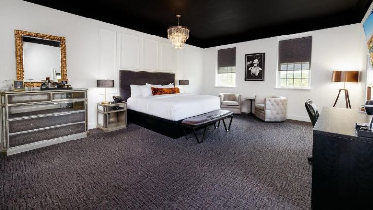 The Delafield Hotel