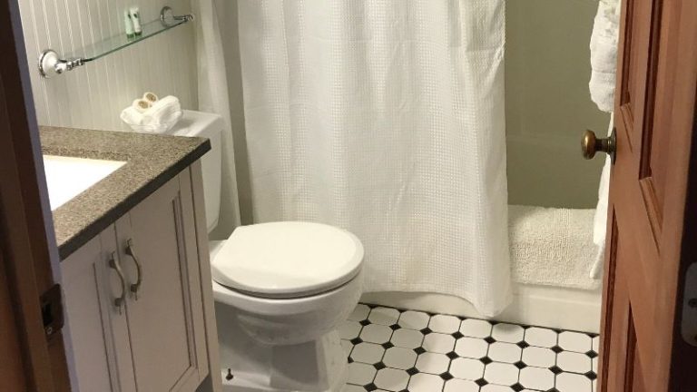 The Heron Inn & Day Spa