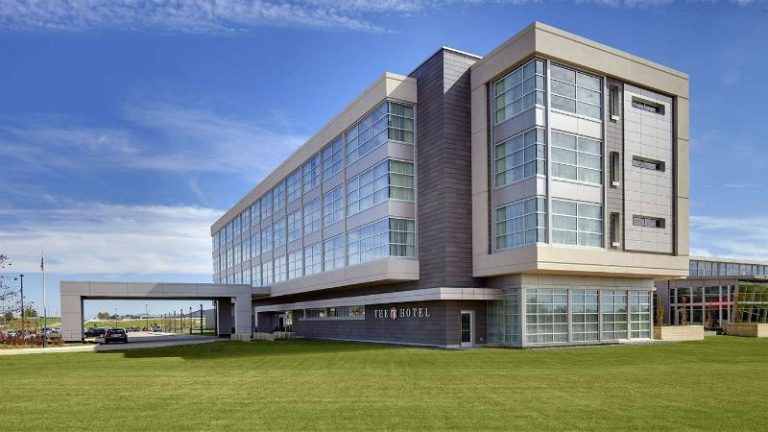 The Hotel At Kirkwood Center