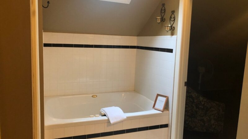 The Inn At Union Pier: the Garden View Suite in Union Pier, MI