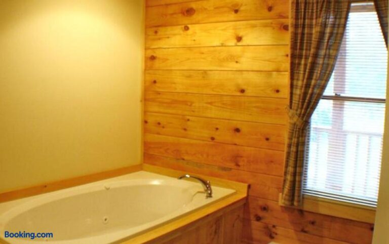 The Old Tioga Inn Bed and Breakfast