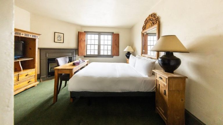 The Red Lion Inn