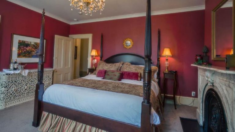 The Woodview Inn