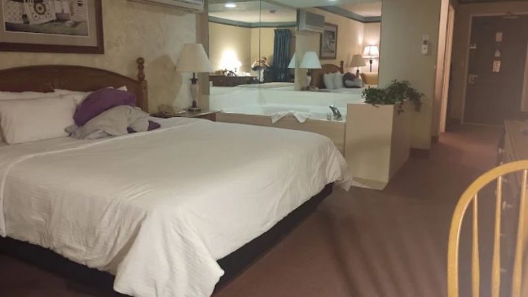 Van Buren Hotel