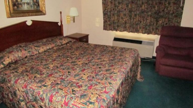 Western Inn & Suite Hampton