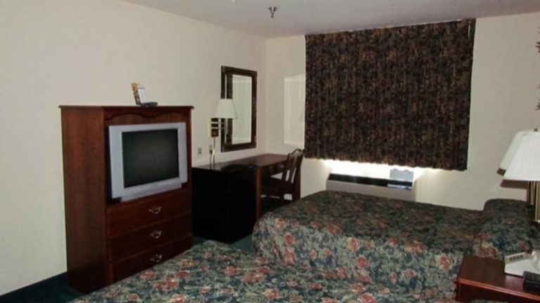 Western Inn & Suite Hampton