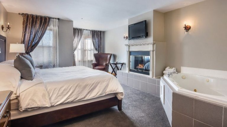 Wild Iris Inn